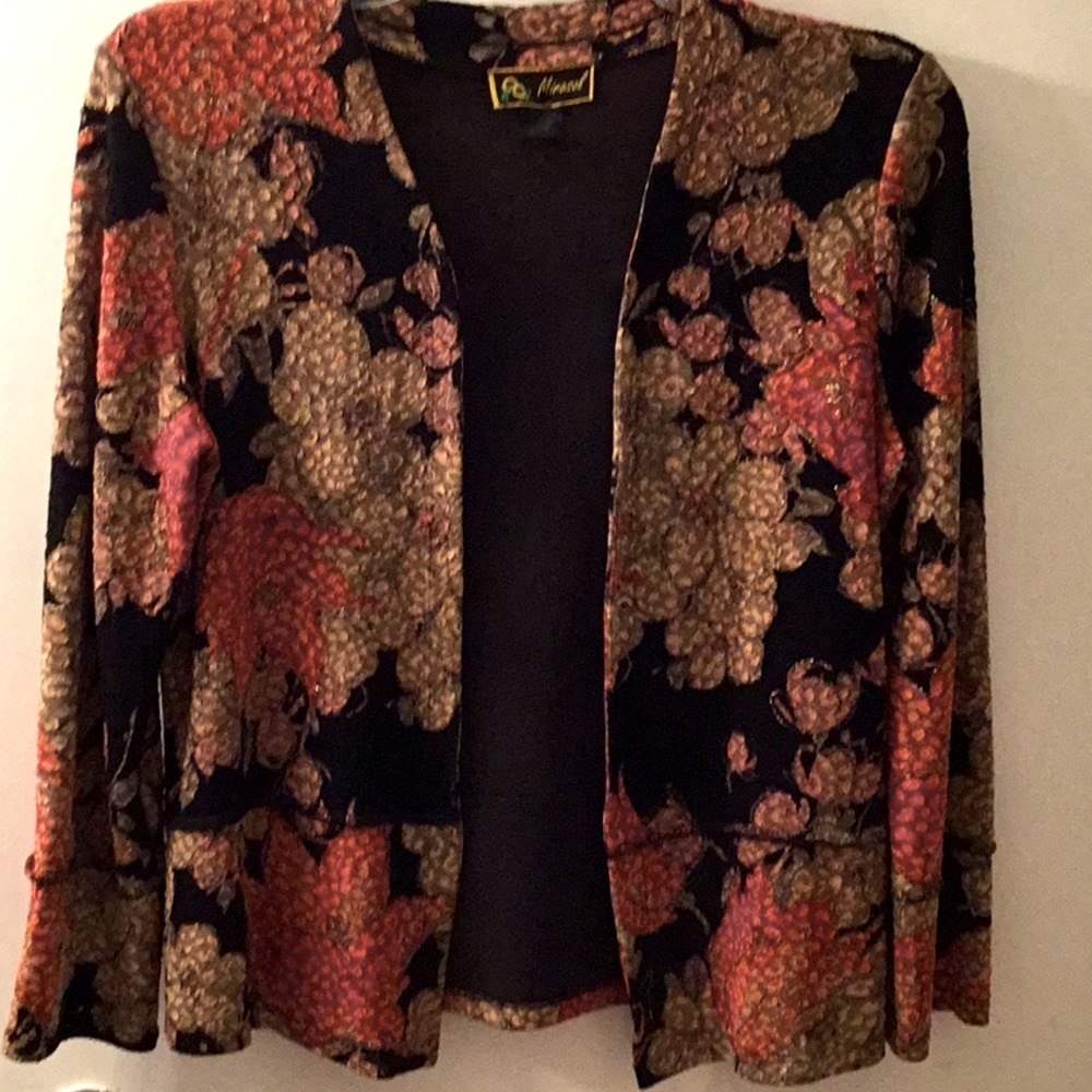 Light weight Beautiful Jacket for Evening by Merasal